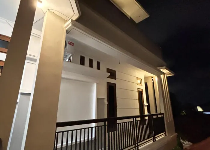 Graha Shanti Maison d'hôtes *